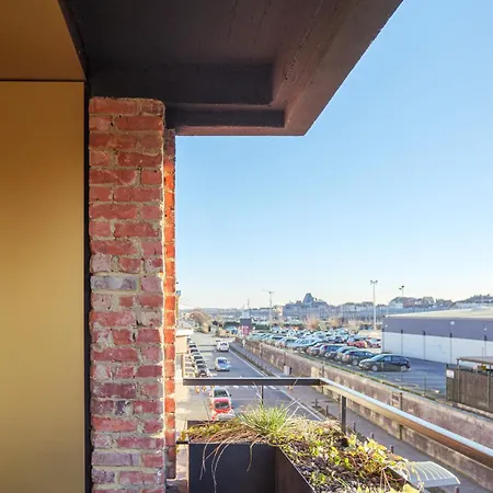 La Camuche De Marcel Michiels, De 70 M2 Avec Patio