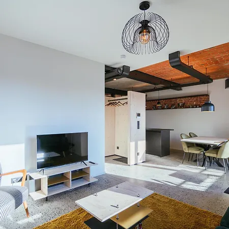 La Camuche De Marcel Michiels, De 70 M2 Avec Patio Tournai